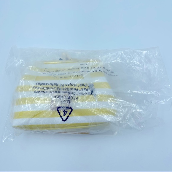 Dooney & Bourke Sullivan Coated Cotton Framed Purse NWT - Picture 4 of 5